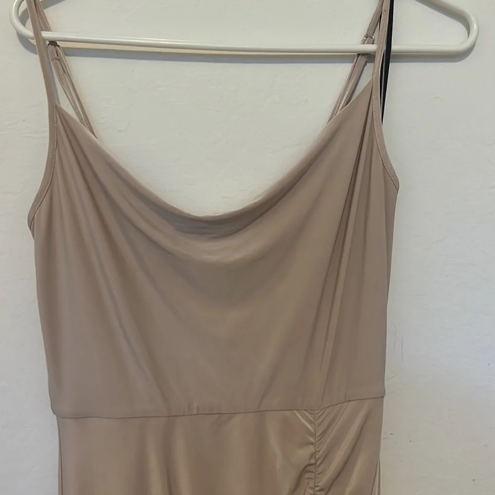 Wayf dress - Picture 3 of 8